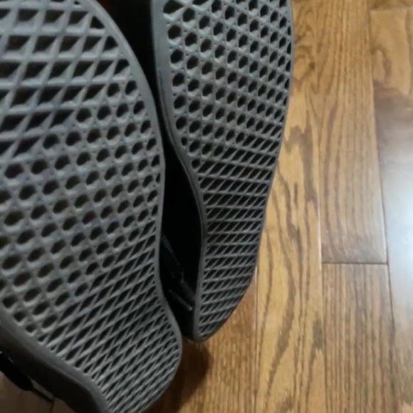 Vans sneakers , size USA 10 , like new used shortly super light & cool sneakers - Picture 7 of 7